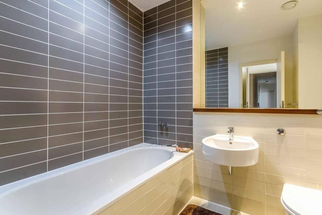 Luxurious Flat Sunny, Quiet, Design, Lift, Balcony Apartamento Londres Exterior foto